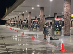 gas-station-pressure-washing-in-baton rouge